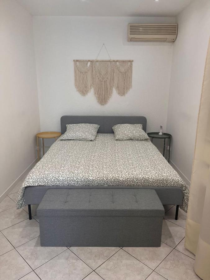Le Mini Loft Familial Apartment Carqueiranne Ngoại thất bức ảnh